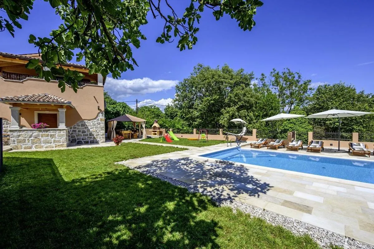 Villa Dajana In Zajci - Haus Fuer 8-10 Personen Potpican 0*,  Croatia