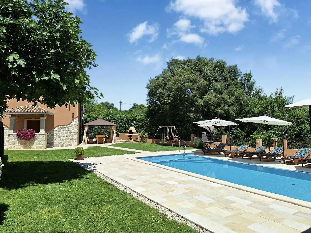 Villa Dajana In Zajci - Haus Fuer 8-10 Personen Potpican 0*,  Croatia